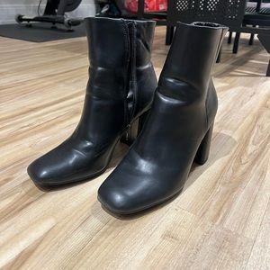 Women’s Madden Girl Size 8 Booties